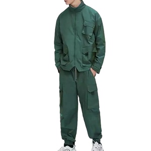 Hombres otoño nuevo estilo Hip Hop cortavientos deporte Cargo chándal Top diseño de carga en blanco conjunto de Jogger de gran tamaño 2026 - Product Image 2