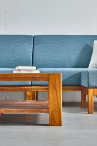 Sofá de 4 Plazas con Armazón de Madera de Teca de Estilo Clásico y Simple, Muebles de Sala de Estar - Product Image 4