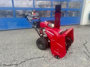 Souffleuse à neige à essence 13 CV 337 cm³ à deux temps, en parfait état, 11 heures d'utilisation, vente en gros à prix réduit - Product Image 4