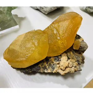 Mineral de calcita de oro natural al por mayor, espécimen raro de calcita de oro crudo de EE. UU., mineral de calcita de oro para Decoración - Product Image 1