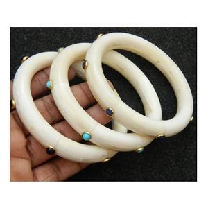 Brazalete de Cuerno Elegante para Mujer, Tallado, Pulido, Ecológico, Hecho a Mano, Joyería Moderna y Natural - Product Image 2