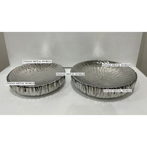 Cuenco para servir dulces de diseño fabuloso, cuenco redondo creativo de Metal para Chocolate, soporte para postres para decoración del hogar o decoración de mesa de comedor - Product Image 1