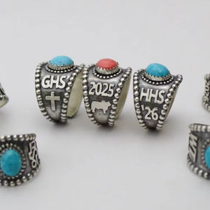 Anillo de plata de ley hecho a mano con opciones personalizadas, joyería de graduación personalizada, elegante regalo único para estudiantes - Product Image 1