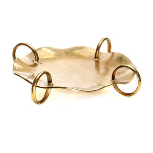 Plateau de service en aluminium léger et élégant pour la cuisine, la salle à manger et la décoration intérieure-Plateau de service Delight-quantité minimale de commande 100 pièces - Product Image 3