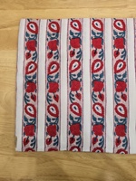 Tissu en coton pur imprimé à la main, fil peigné doux, matériau de qualité supérieure, tissu en coton biologique avec impression à la main, motif croisé