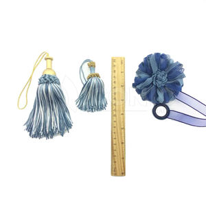 Servicio OEM último diseño borla peso ligero gran oferta borla personalizado estilo único borla - Product Image 2