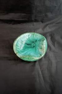 Cuenco de Resina Epoxi Hecho a Mano de Grado Superior con Colores Personalizados y Forma Adaptable, Adorno Decorativo para Tiendas de Decoración del Hogar - Product Image 2