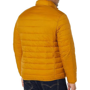 Veste d'hiver légère et décontractée à capuche pour homme, tissu respirant et imperméable, rembourrage en coton, logo sur le devant, options personnalisables - Product Image 3