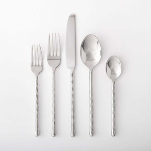 Juego de Cubiertos Redondos con Agujero para Colgar, Cubiertos de Diseño para Restaurante, Cubiertos Reutilizables de Acero Inoxidable, Pulidos en Oro Mate - Product Image 3