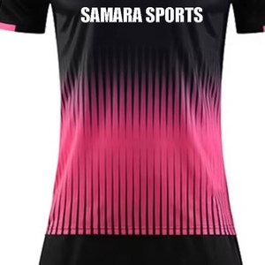 Nuevo uniforme de camiseta de fútbol personalizado con 100% poliéster ligero secado rápido transpirable OEM diseño de logotipo personalizado - Product Image 5