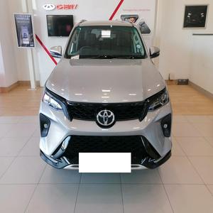 USADO LHD/RHD 2023 T O Y O T A FORTUNER 2.4GD-6 AUTO - Product Image 1