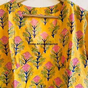 Hermoso Vestido Estampado Floral en Bloques de Algodón, Vestido para Uso Casual, Vestido Estampado a Mano - Product Image 3