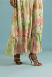 Robe longue imprimée sans manches à col en V évasé pour femmes élégante ceinturée avec décoration brodée pour les fêtes et les usages multiples - Product Image 2