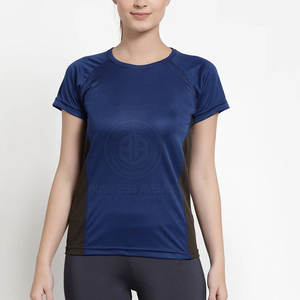 เสื้อยิมที่ให้ความสบายระบายอากาศได้ดีและให้ความรู้สึกเบาสบาย พร้อมสัมผัสภายในที่นุ่มนวลและทรงที่สมดุล - Product Image 3