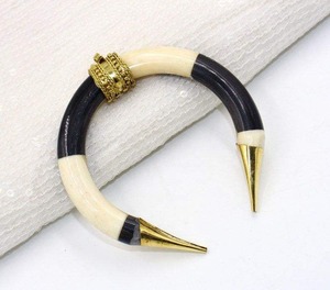 Colgante de Hueso de Búfalo con Acabado Pulido |   Joyería de Hueso de Buey Natural - Product Image 5