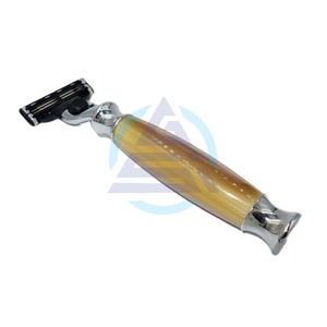 Afeitadora para depilación, máquina de afeitar, cuerno de imitación, mango de resina con hoja Mach 3, regalo Original para hombre - Product Image 1