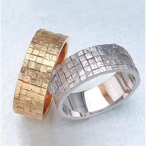 Anillo de Servilleta con Diseño de Hoja Plegada Chapada en Oro para Bodas y Restaurantes - Product Image 2