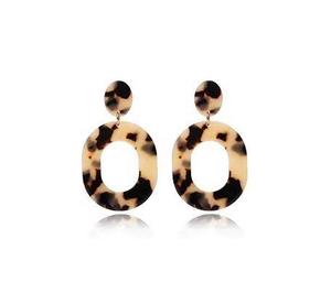 Boucles d'oreilles écologiques en résine nouvellement faites à la main polies pour une utilisation en cadeau de fête Bijoux de mode Boucles d'oreilles en résine époxy de haute qualité - Product Image 5