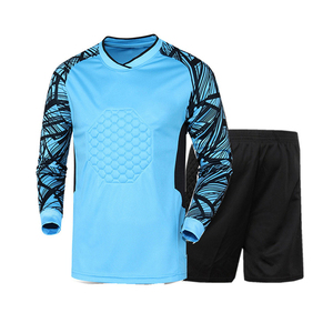 Tenues de football numériques OEM de haute qualité, impression personnalisée du logo, 100 % polyester, séchage rapide, nouveau style en ensemble - Product Image 1