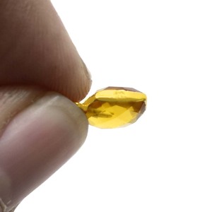 Charme en pierre précieuse de quartz citrine carrée 8x8mm facetté plaqué or pour l'artisanat et les bijoux - Product Image 5