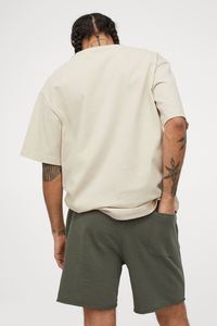 Pantalones cortos deportivos de primera calidad para hombre, tela tejida de secado rápido, cordón ajustable, bolsillos dobles con cremallera, ajuste cómodo para gimnasio - Product Image 4