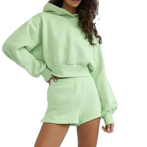 Conjunto Deportivo de Sudadera con Capucha y Pantalones Cortos de Felpa Francesa de Algodón 100% Personalizado para Mujer, Diseño de Invierno, 450 g/m², Logotipo Personalizado, Alta Calidad - Product Image 3