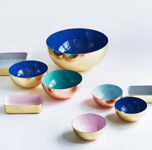 Bol en émail coloré 2025 de haute qualité pour une meilleure portion et décoration dans un design luxueux et unique - Product Image 1