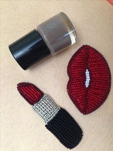 Porte-clés en perles jaunes et vertes, broderie de perles, broderie de perles de rocaille faite à la main, breloques pour sac avec motif de festival - Product Image 4