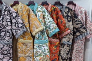 Lote de chaquetas acolchadas informales para temporada de invierno - Product Image 5