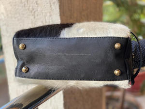 Newly Customized Stylish Cowhide Leather <strong>Travel</strong> <strong>Toiletry</strong> Case New Personalized Handmade Genuine Leather <strong>Hanging</strong> Dopp Kit <strong>Bag</strong> - Product Image 5