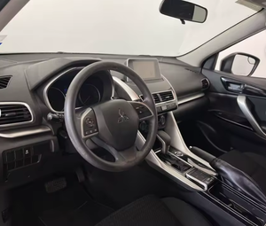MITSUBISHI ECLIPSE CROSS LE AWD 2019 USADO, Volante a la Izquierda/Derecha - Product Image 3