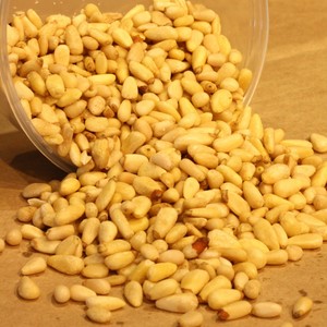 Graines de Pin Biologique en Coquille Brutes Naturelles d'Autriche - Product Image 3