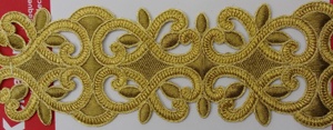 Bordure en dentelle brodée avec des fils zari et des cordons, travail artisanal traditionnel, perles fantaisie, garniture pour la couture de robes de mariée et l'artisanat de luxe - Product Image 3