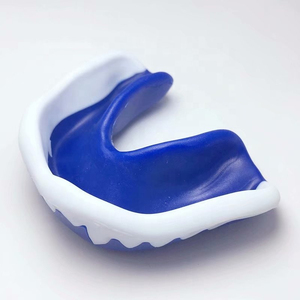 Protector bucal de boxeo profesional, suave, Flexible, seguro, entrenamiento diario, reutilizable, ligero, Material de PVC, respetuoso con el medio ambiente, resistente al agua - Product Image 4