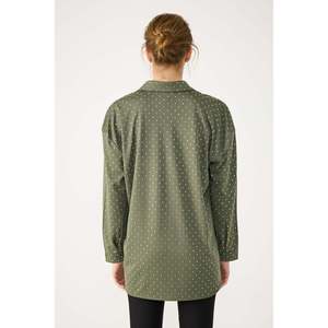 Blusa Casual Brillante con Logotipo Frontal, Material Viscosa/Poliéster - Product Image 5