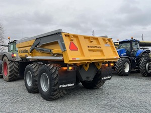 2024 Griffe d'ours 24 camions à benne basculante/remorque - Product Image 3