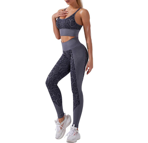 Ensemble de yoga respirant 2 pièces pour femmes en gros combinaison d'entraînement avec logo solide de short et de leggings de sport de fitness sur la taille - Product Image 1