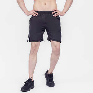 Shorts Bermuda Sportifs 100% Polyester Taille XL avec Fermeture Élastique à la Taille et Logos Brodés pour la Gym et les Sports - Couleur Noire - Product Image 3