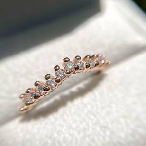 Anillo DE BODA minimalista de doble fila de diamantes de corte redondo de 2mm para Mujer | Media eternidad de Punta compartida | Plata 925 o chapado en oro de 18 quilates - Product Image 2