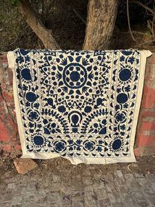 Colcha Suzani Bordada a Mano – Cubrecama de Algodón Colorido Inspirado en Uzbekistán, Ropa de Cama Bohemia con Parches, Estilo Vintage Hecho a Mano - Product Image 3