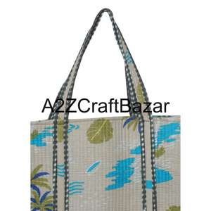 Sac fourre-tout matelassé en coton pour femmes, fabriqué à la main avec un imprimé indien en bloc, pour le shopping, la plage, les voyages et le bureau - Product Image 3