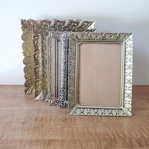 Cadre photo en métal artisanal de qualité supérieure pour la décoration de la maison, affichage sur table avec une texture raffinée et une présence élégante - Product Image 5