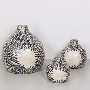 Handmade Mother of Pearl <b>Mosaic</b> Vase Dark Tone Vietnam OEM ODM Decorative Shell Craft Home Interior Accent Wholesale Supplier - Product Image 6