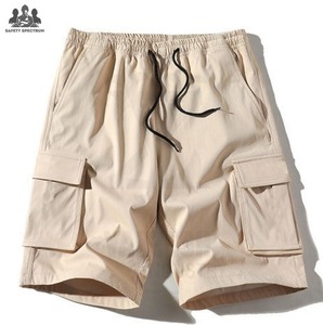 Shorts cargo mi-longs en coton 100% pour homme, style streetwear, couleur unie, boutonnage central |   Coupe décontractée multi-poches |   Respirant et à séchage rapide |   Fournisseur OEM ODM - Product Image 3