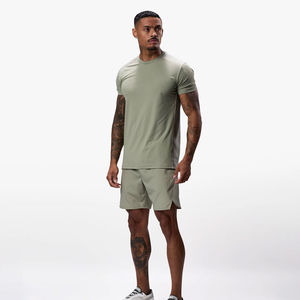 Conjunto de camiseta y pantalones cortos de algodón con estampado personalizado liso para hombre, conjunto de verano Unisex de algodón de alta calidad y transpirable - Product Image 4