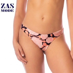 Culottes pour femmes grandes tailles, imprimées de fleurs, taille mi-haute, style hipster, extensibles, respirantes, couvrantes - Product Image 1
