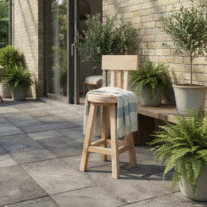 Silla de Bar Moderna Ajustable con Asiento Redondo de Madera de Monkey Pod/Suar con Construcción Duradera para Uso en Hoteles, Restaurantes y Cafeterías - Product Image 3