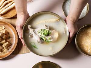 ซุปไก่โสมซามิเกตังเกาหลียาสมุนไพรสำเร็จรูปอาหารเพื่อสุขภาพของแท้กระเป๋าแบบดั้งเดิมที่มีความแข็งแกร่งอาหารเพื่อสุขภาพ - Product Image 4