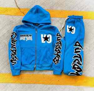 Conjunto Deportivo de Alta Calidad 2026 Personalizado, Transpirable, Económico, de Moda, para Hombre y Mujer - Product Image 1