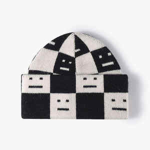 หมวกบีนนี่ไหมพรมสีพื้นแบบกำหนดเอง ขายส่ง หมวกไหมพรมฤดูหนาวอุ่นสบาย ปรับขนาดได้ หมวกทรงโดมแบบชาวประมงสำหรับทุกเพศ - Product Image 2